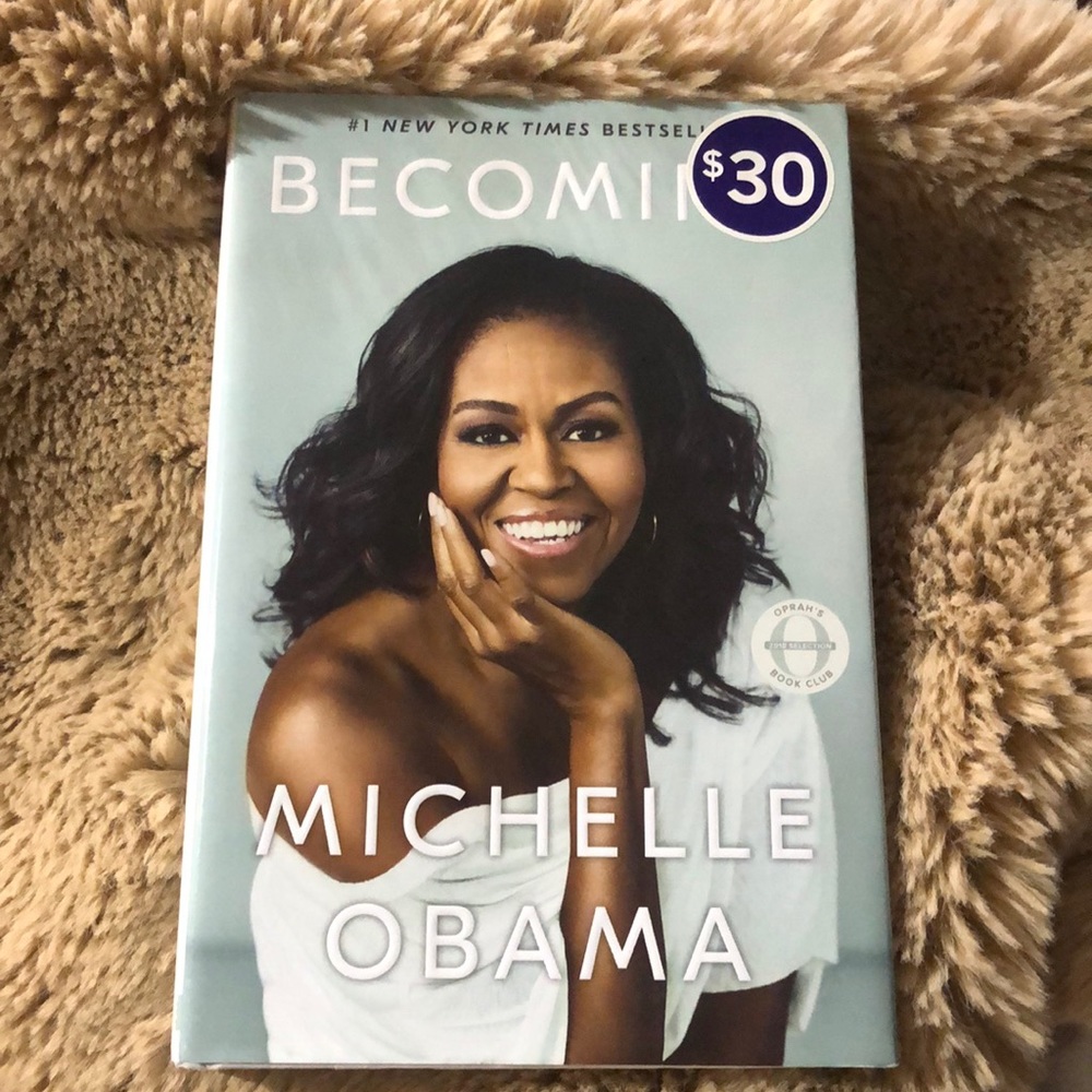 Becoming by Michelle Obama hardcover book